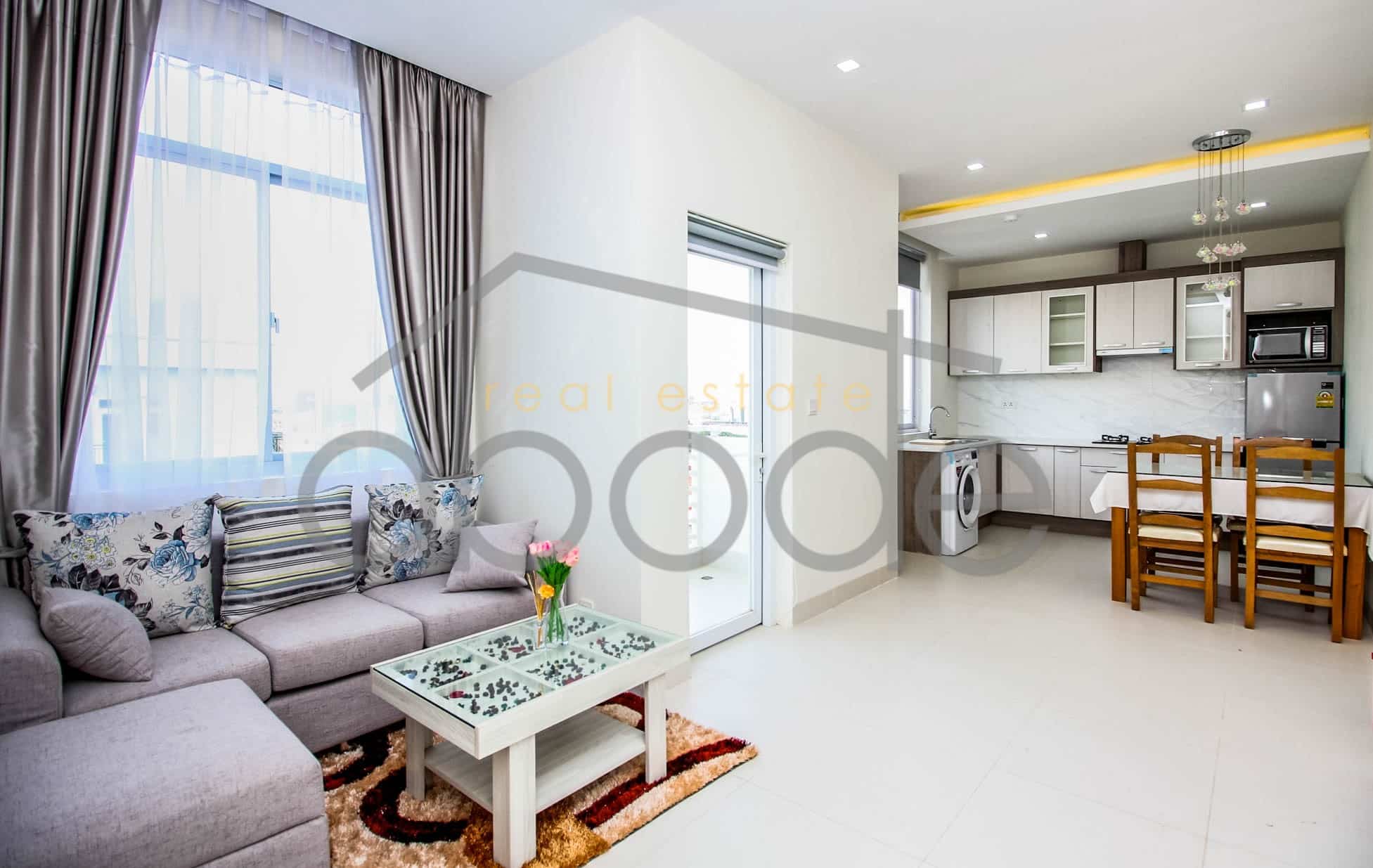 Bright 1 bedroom apartment with swimming pool for rent near Bassac Lane and BKK 1