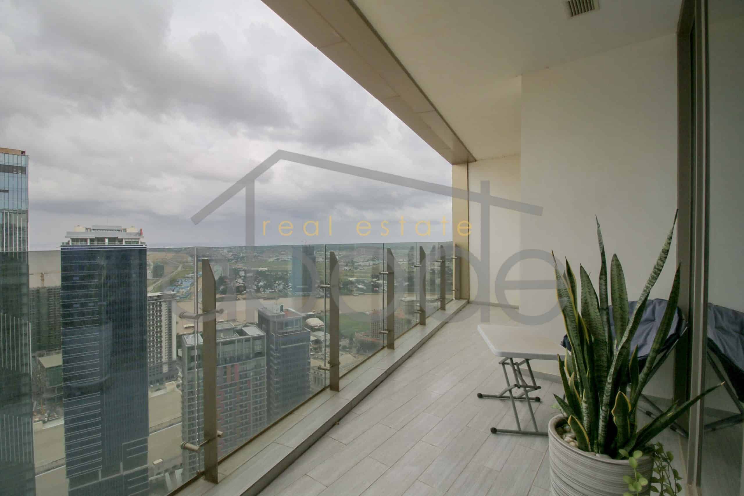 3 bedroom apartment for rent The Peak Diamond island Tonle Bassac Phnom Penh