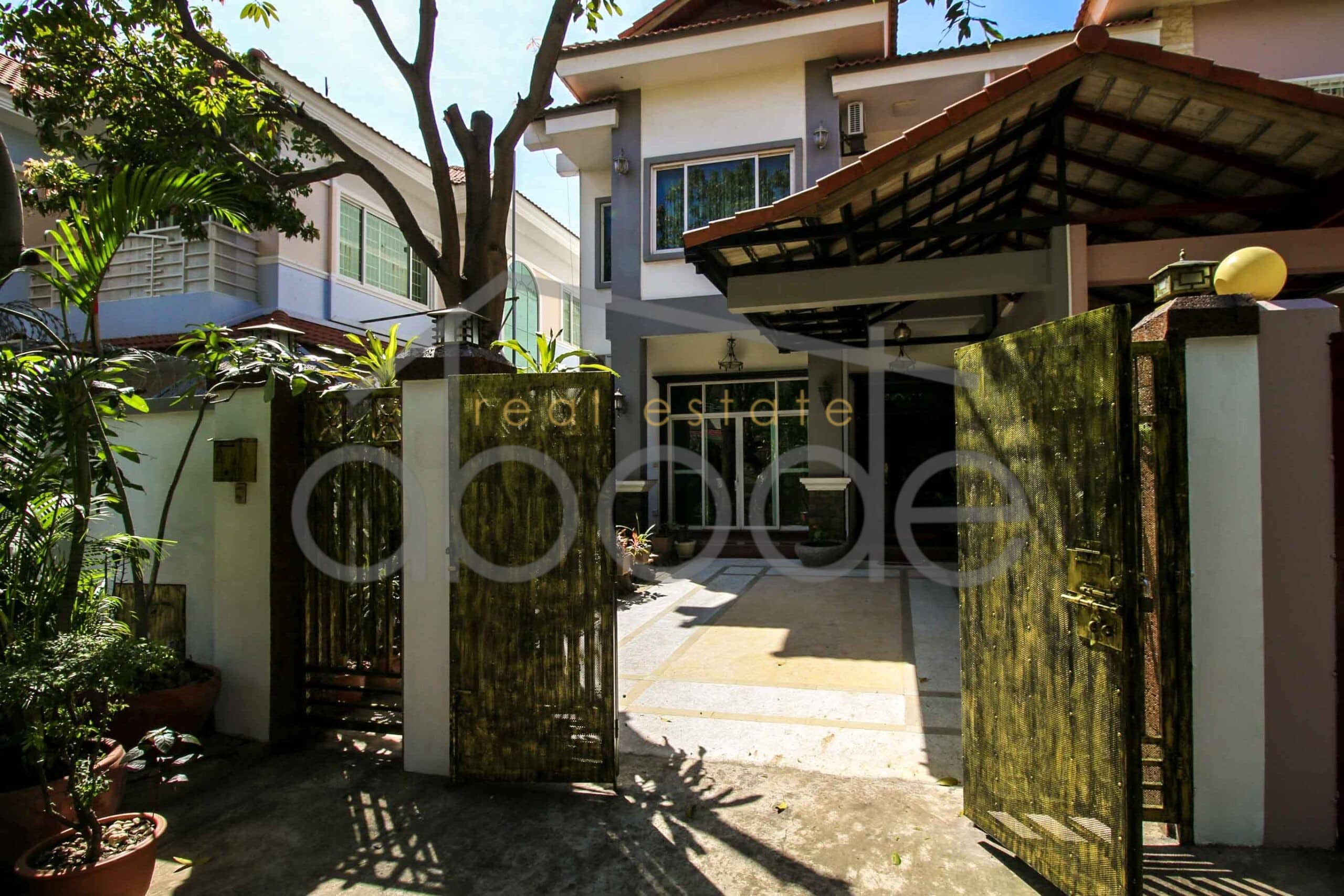 villa-for-rent-tonle-bassac-rose-gardens