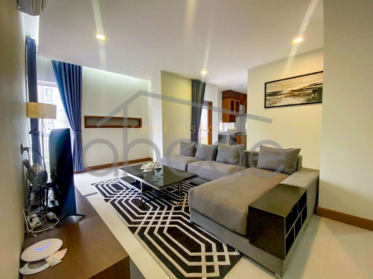 Contemporary prestige 2-bedroom serviced apartment for rent | BKK 1