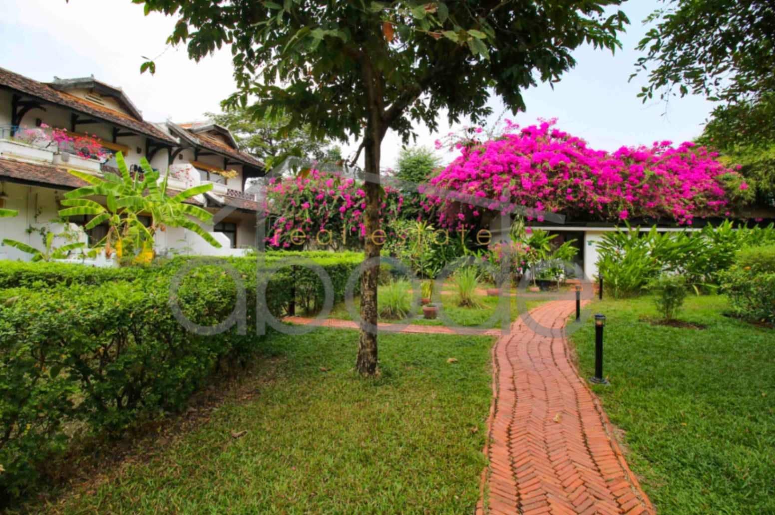 Gorgeous 2-bedroom colonial style apartment for rent Tonle Bassac | central Phnom Penh