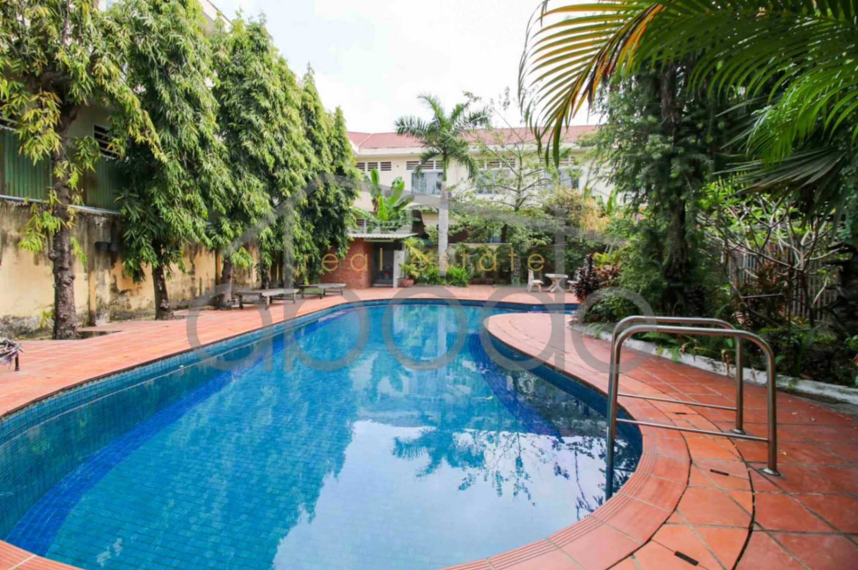 Beautiful 4-bedroom villa swimming pool for rent for rent BKK 1 | central Phnom Penh